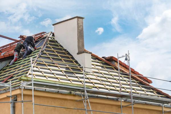 Signs That Indicate Your Abbottstown Roof Needs Replacement